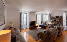 FLH Bairro Alto Bright Flat